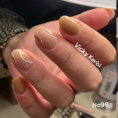 Ημιμόνιμο Επαγγελματικό Βερνίκι Lolota 15ml No96